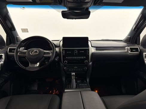 Certified 2023 Lexus GX 460 Premium w/ Accessory Package AWD/4WD image 17