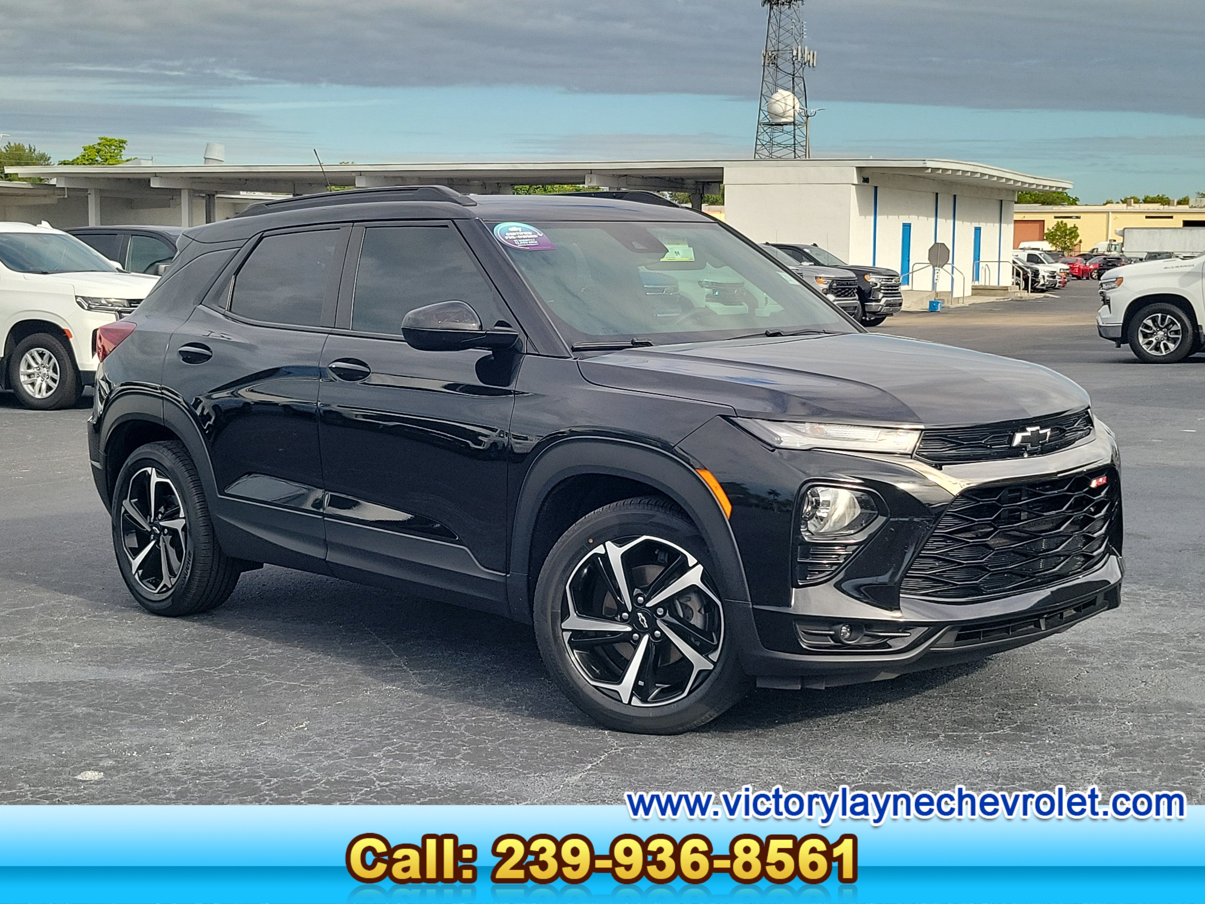 Used 2023 Chevrolet TrailBlazer RS w/ Convenience Package FWD image 1