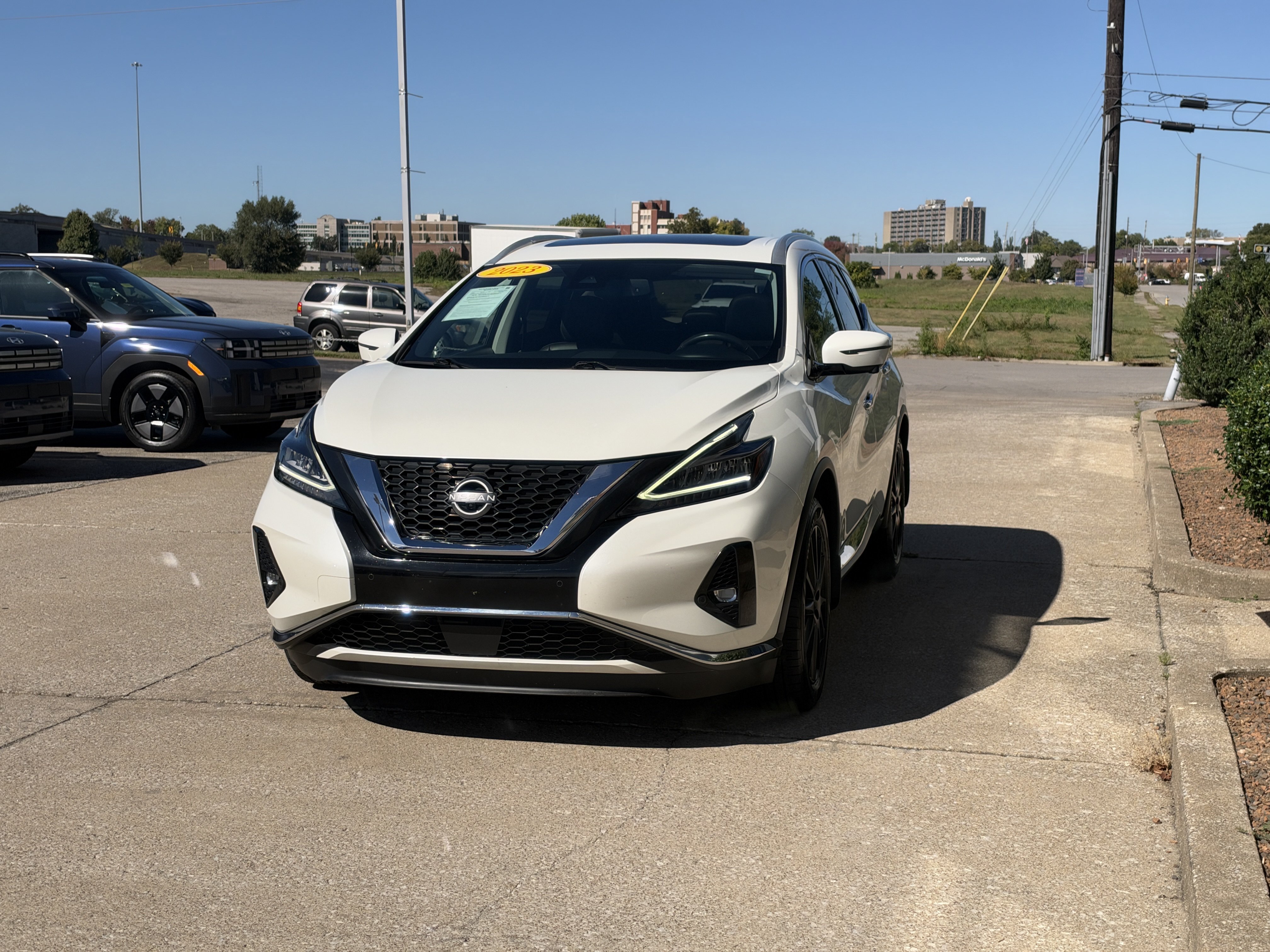Used 2023 Nissan Murano Platinum w/ Cargo Package AWD/4WD image 18