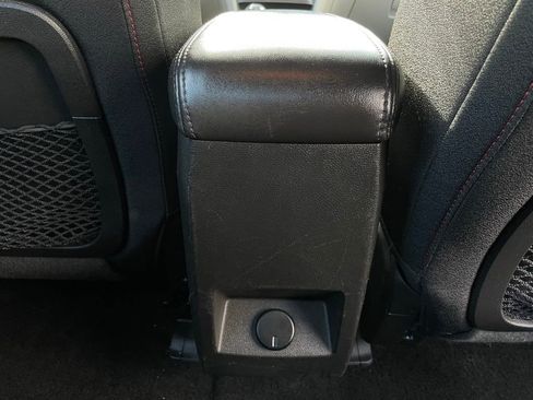 Used 2017 Chevrolet Equinox LS image 36