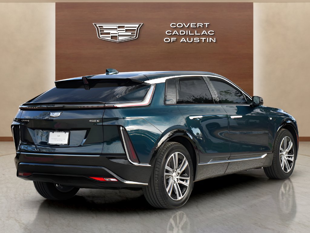 Certified 2025 Cadillac Lyriq Luxury w/ LPO, Floor Liner Package RWD image 7