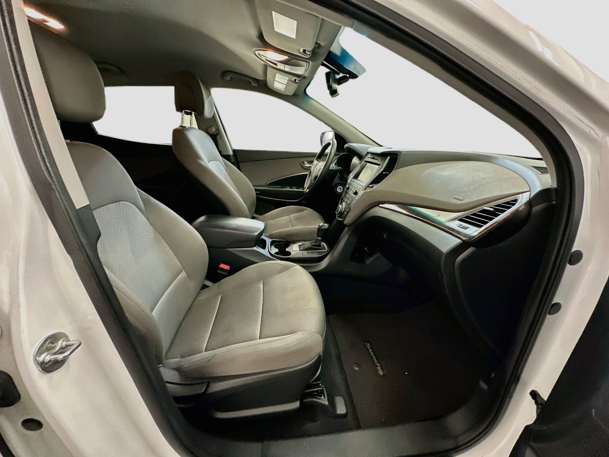 Used 2017 Hyundai Santa Fe Sport AWD/4WD image 31