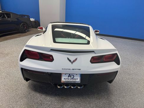 Used 2015 Chevrolet Corvette Stingray Coupe RWD image 9
