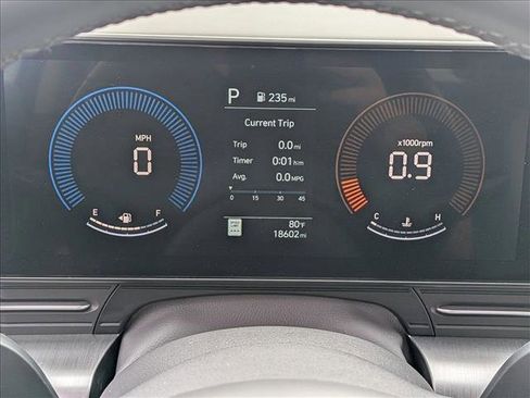 Used 2025 Hyundai Kona SEL FWD image 14