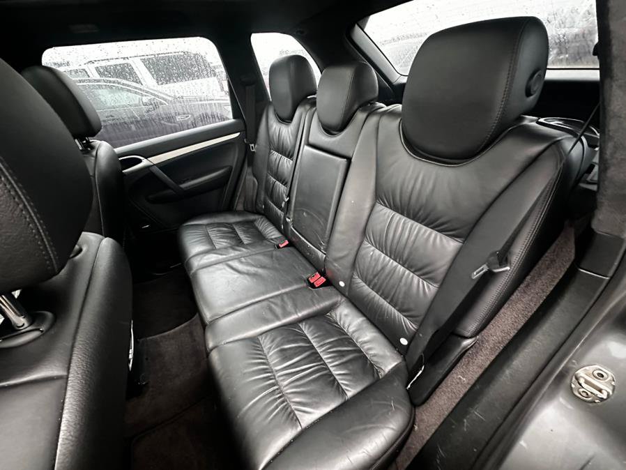Used 2008 Porsche Cayenne Turbo AWD/4WD image 14