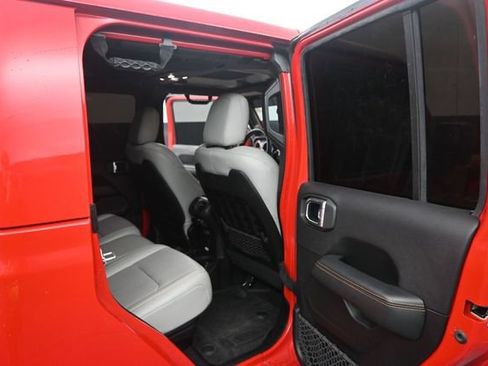 Used 2021 Jeep Gladiator Mojave AWD/4WD image 47