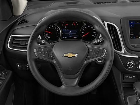 Used 2026 Chevrolet Equinox ACTIV w/ Convenience Package III FWD image 8