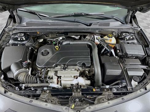 Certified 2022 Chevrolet Malibu LT image 32