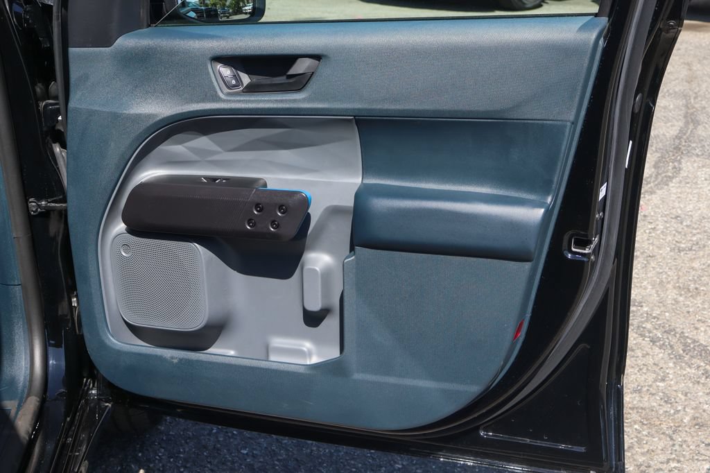 Used 2025 Ford Maverick Lobo AWD/4WD image 44