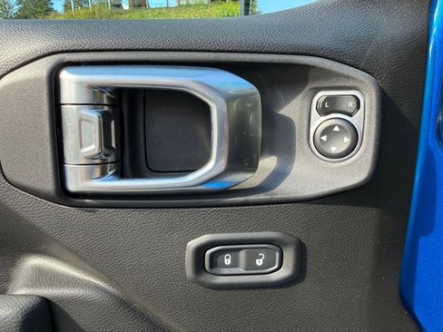 New 2026 Jeep Wrangler Unlimited Sport image 13