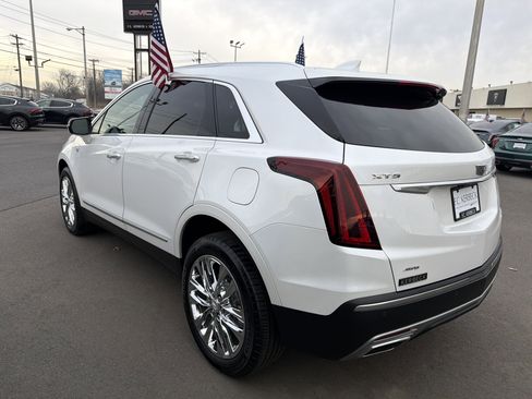 Used 2022 Cadillac XT5 Premium Luxury w/ LPO, Radiant Package image 9