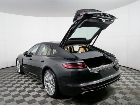 Certified 2019 Porsche Panamera 4 AWD/4WD image 33