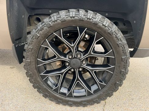 Used 2014 Chevrolet Silverado 1500 LT w/ Texas Edition, 1LT Trim RWD image 5