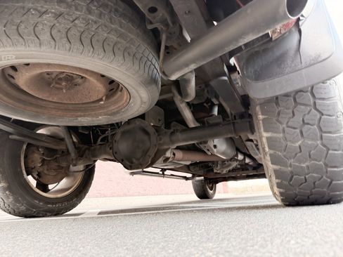 Used 2006 Dodge Ram 1500 Truck SLT image 25