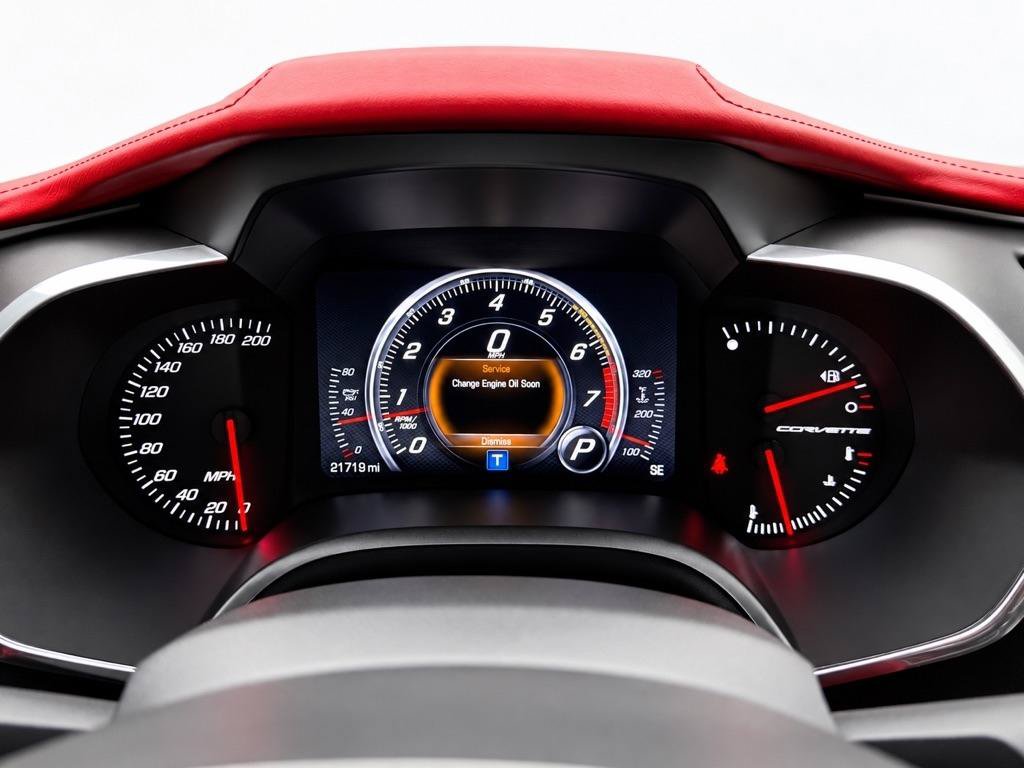 Used 2015 Chevrolet Corvette Stingray Coupe RWD image 16