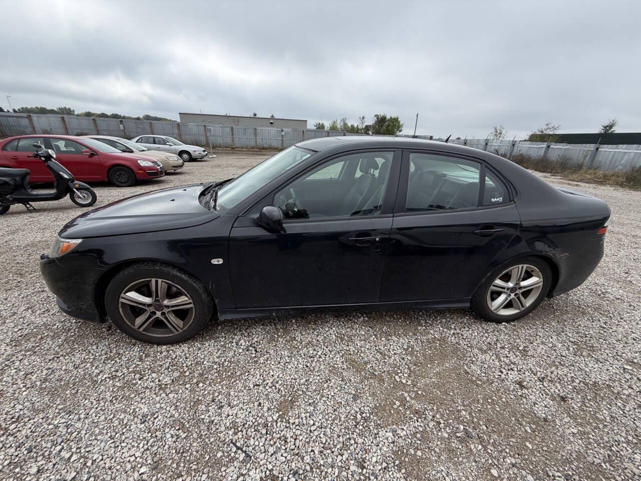 Used 2009 Saab 9-3 2.0T AWD/4WD image 2