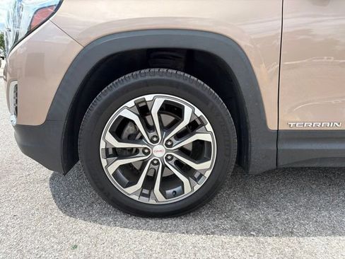 Used 2018 GMC Terrain SLT w/ Preferred Package AWD/4WD image 11