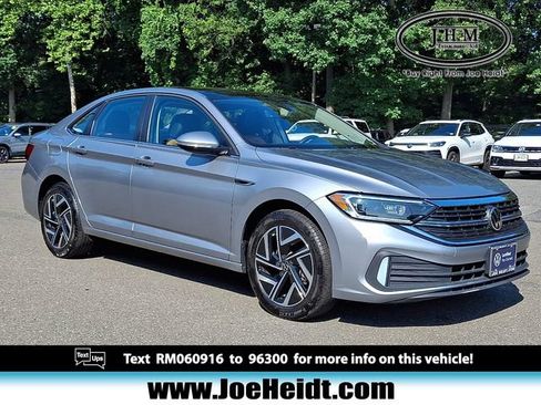 Certified 2024 Volkswagen Jetta SEL FWD image 1