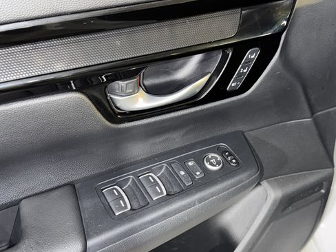 Used 2023 Honda CR-V EX-L image 17