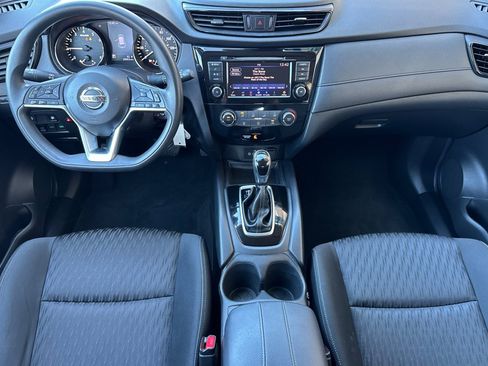 Used 2020 Nissan Rogue S image 14
