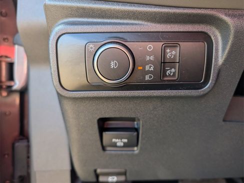 Used 2024 Ford Bronco Black Diamond image 28