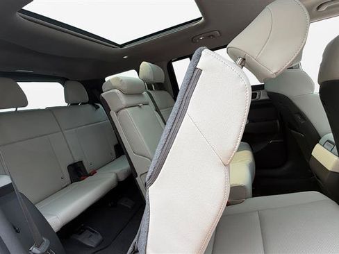 Used 2026 Hyundai Santa Fe Limited FWD image 24