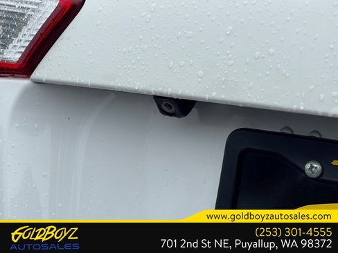Used 2013 Toyota RAV4 XLE AWD/4WD image 35