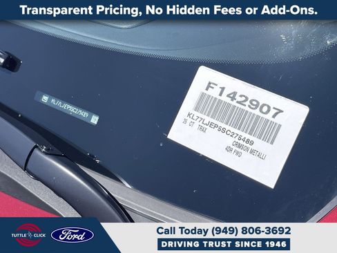 Used 2025 Chevrolet Trax RS w/ Sunroof Package FWD image 31