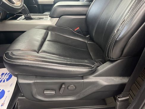 Used 2020 Ford F150 Lariat w/ FX4 Off-Road Package image 15