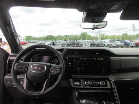 New 2026 GMC Sierra 2500 AT4X w/ AT4X AEV Edition AWD/4WD image 17
