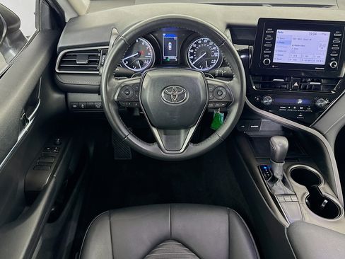 Used 2024 Toyota Camry SE FWD image 15