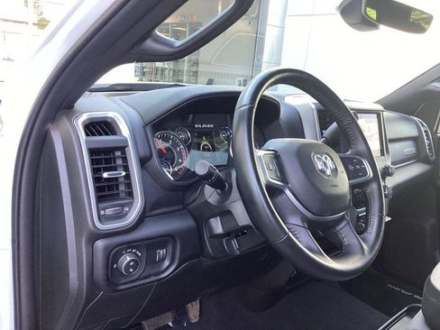 Used 2024 RAM 2500 Big Horn AWD/4WD image 11