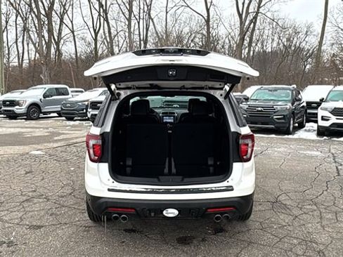 Certified 2019 Ford Explorer Sport w/ Equipment Group 401A image 31