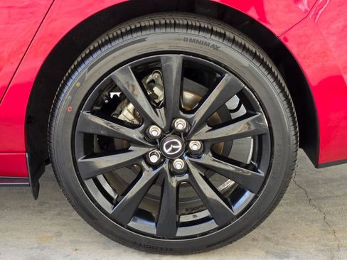 Used 2022 MAZDA MAZDA3 s image 10