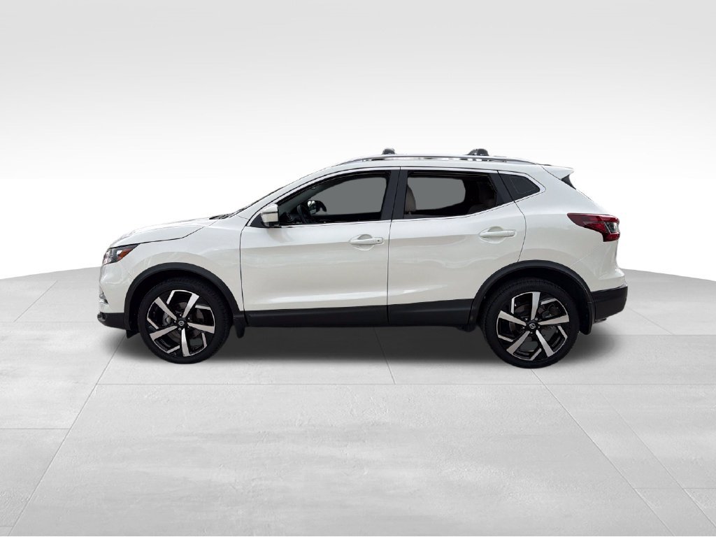 Used 2021 Nissan Rogue Sport SL FWD image 4