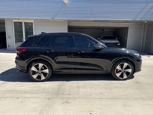 New 2025 Audi SQ5 Premium Plus image 4
