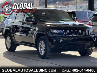 Used 2020 Jeep Grand Cherokee Laredo