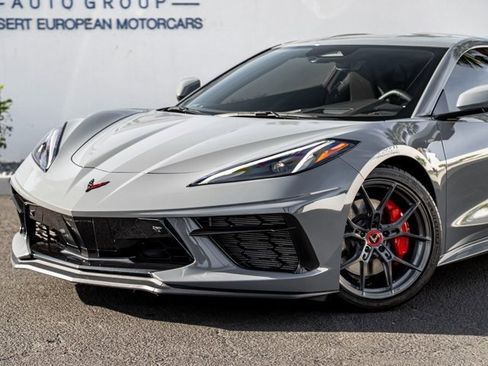 Used 2024 Chevrolet Corvette Stingray Preferred Cpe w/ Z51 Performance Package image 2