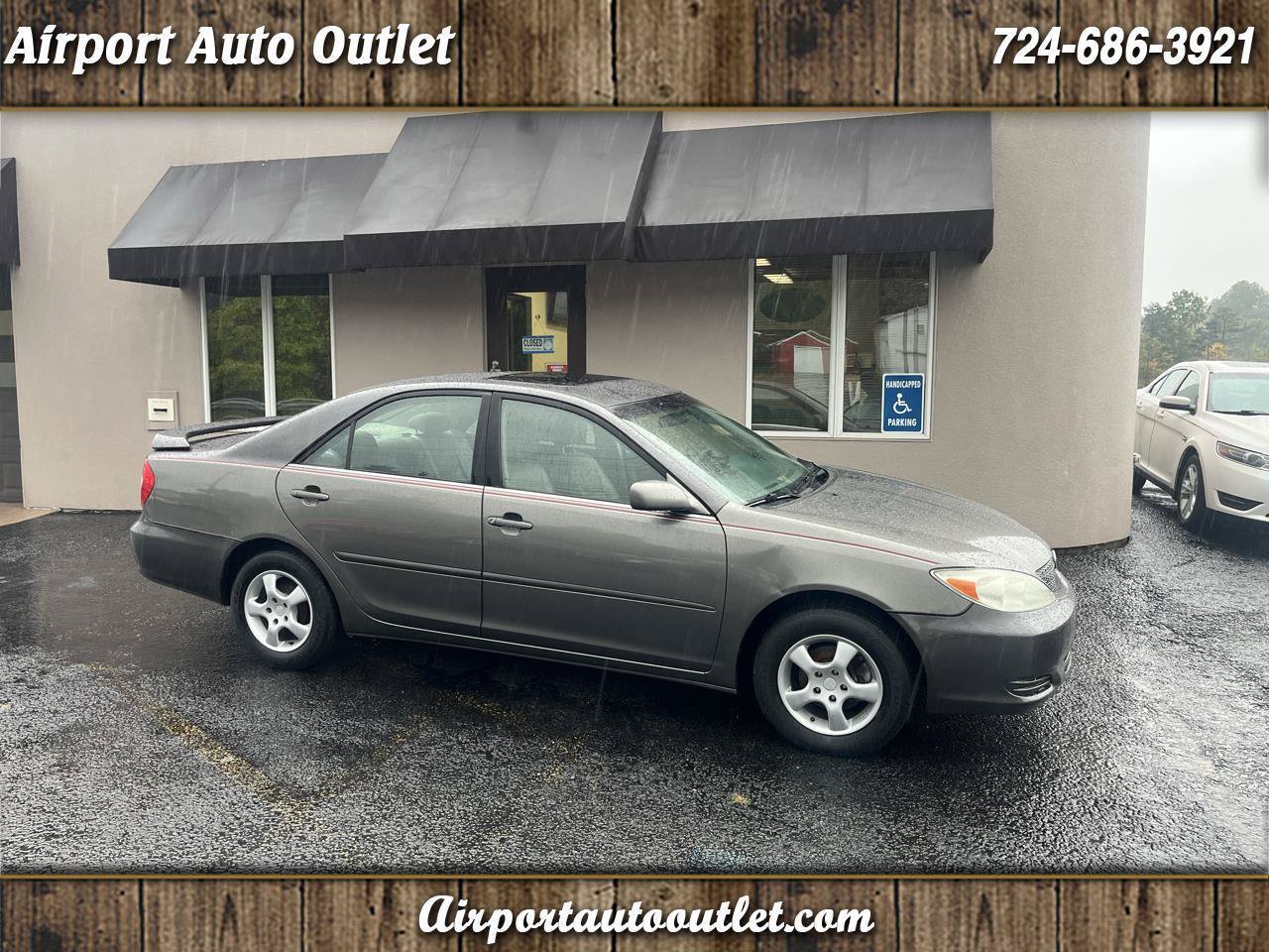 Used 2003 Toyota Camry XLE FWD image 1