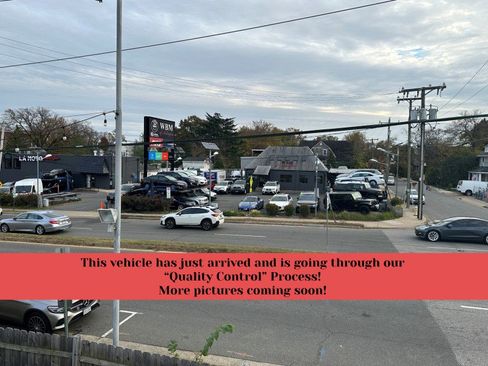 Used 2019 Chevrolet Blazer LT w/ Sun and Wheels Package image 4