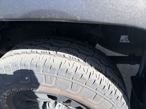 Used 2015 Toyota Tacoma PreRunner w/ SR5 Package image 12