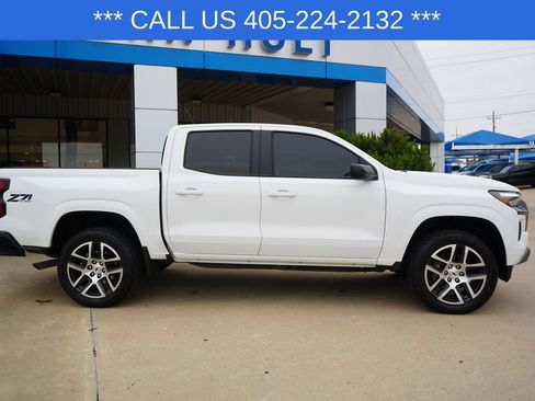 Used 2024 Chevrolet Colorado Z71 w/ Z71 Convenience Package 2 AWD/4WD image 10