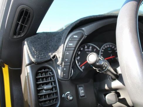 Used 2007 Chevrolet Corvette Convertible w/ Preferred Equipment Group image 19