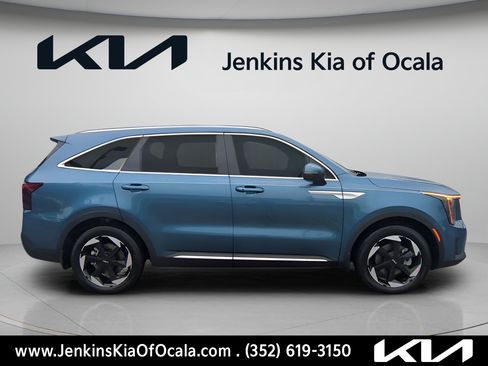 New 2026 Kia Sorento EX FWD image 2