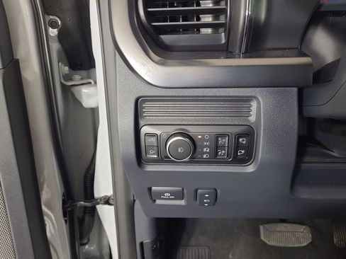 New 2026 Ford F350 Lariat w/ Black Appearance Package image 16