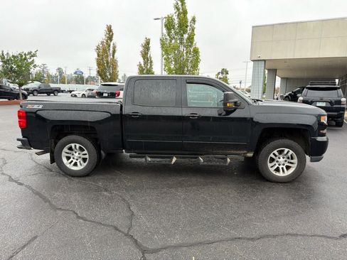 Used 2017 Chevrolet Silverado 1500 LT w/ All Star Edition AWD/4WD image 6
