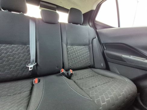 Used 2023 Nissan Kicks SV FWD image 6
