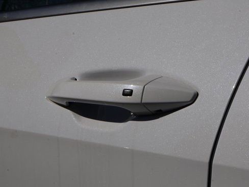 Used 2023 Kia Sportage EX image 21