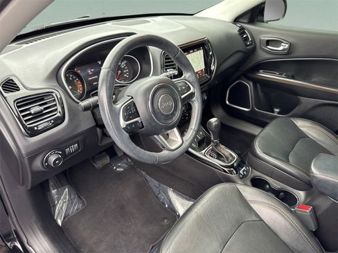 Used 2019 Jeep Compass Limited image 20