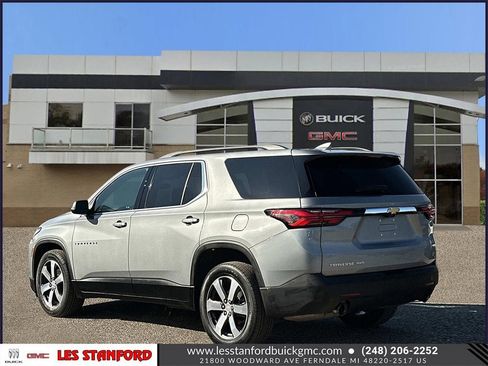 Certified 2023 Chevrolet Traverse LT w/ LT Premium Package image 4